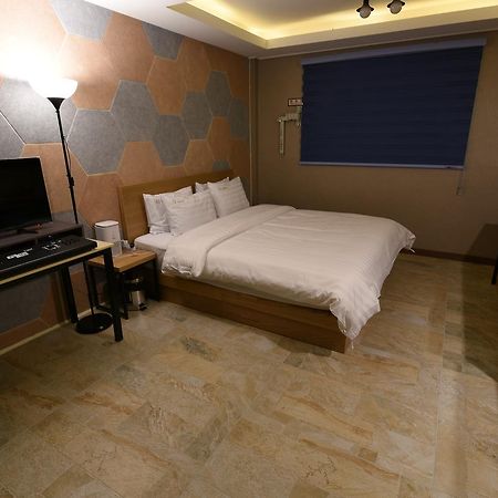 Jecheon Q Motel المظهر الخارجي الصورة